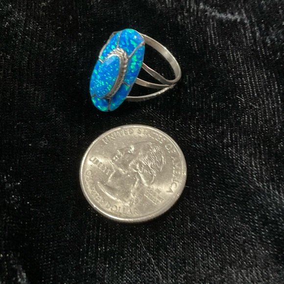 So GOOD🩵Stunning OPAL Silver Inlay Ring Size 8 - Picture 5 of 16